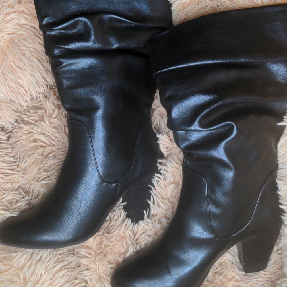Black boots